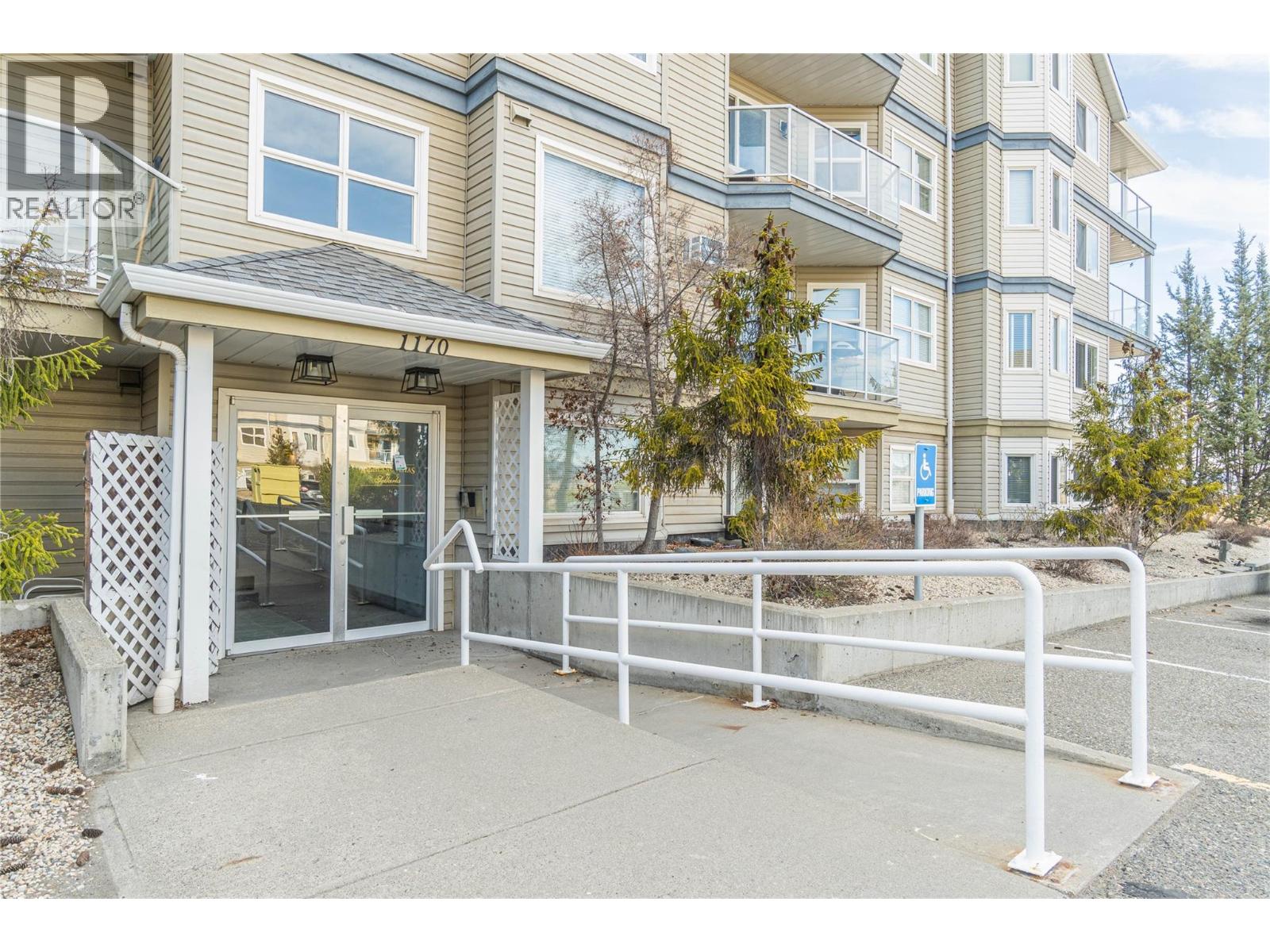 #413 1170 HUGH ALLAN DRIVE - 20