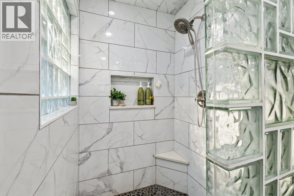 2245 BENNETT ROAD - 19