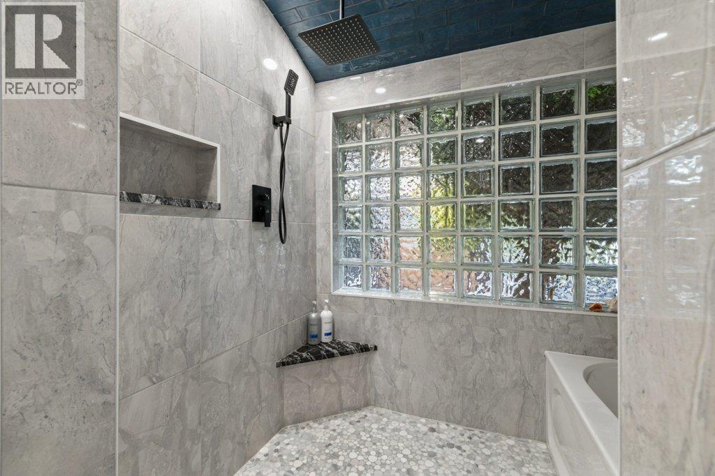 2245 BENNETT ROAD - 20