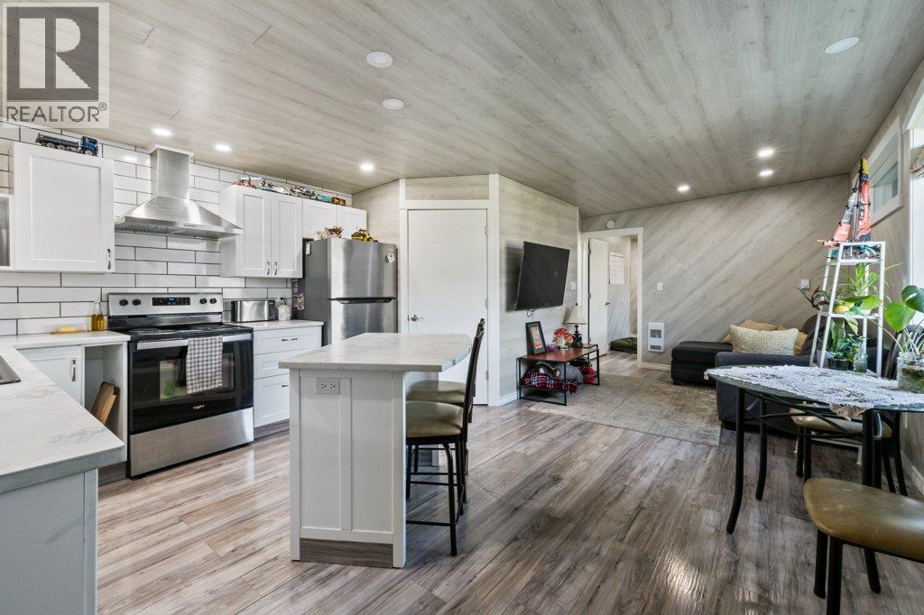 2245 BENNETT ROAD - 47