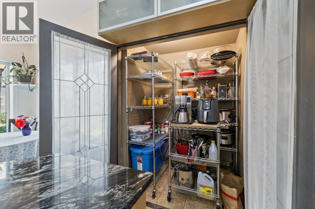 2245 BENNETT ROAD - 5