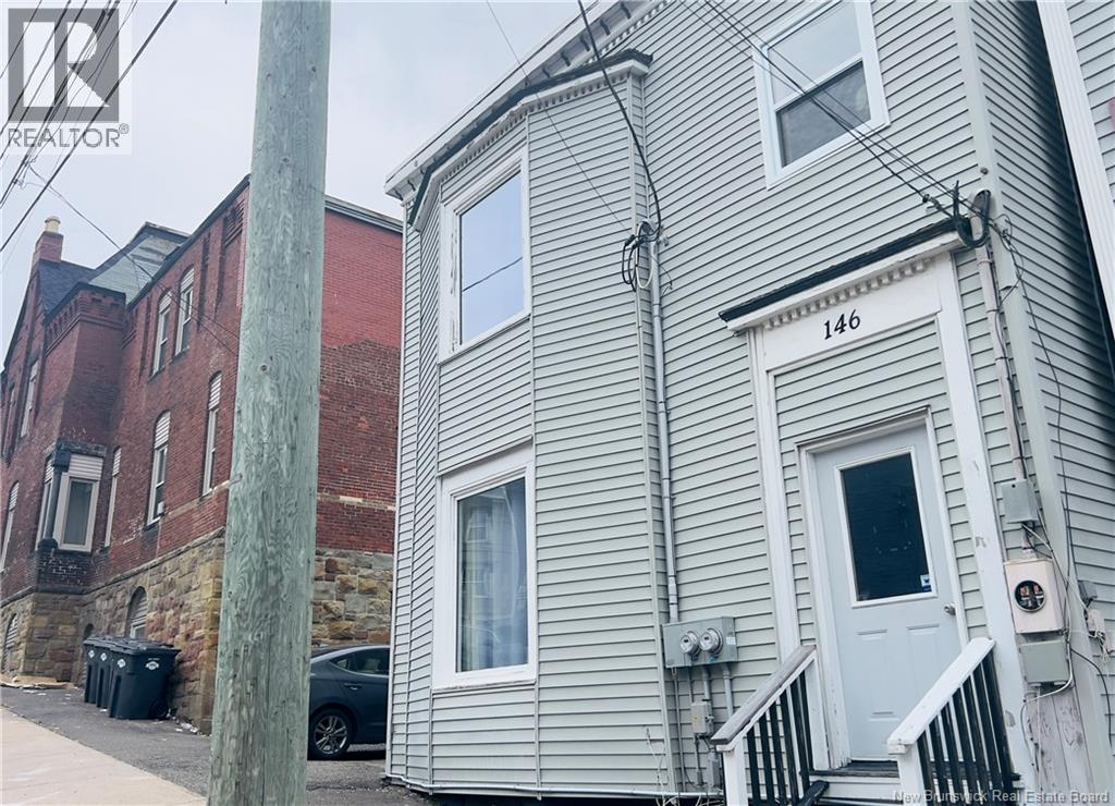 146 WENTWORTH - 3