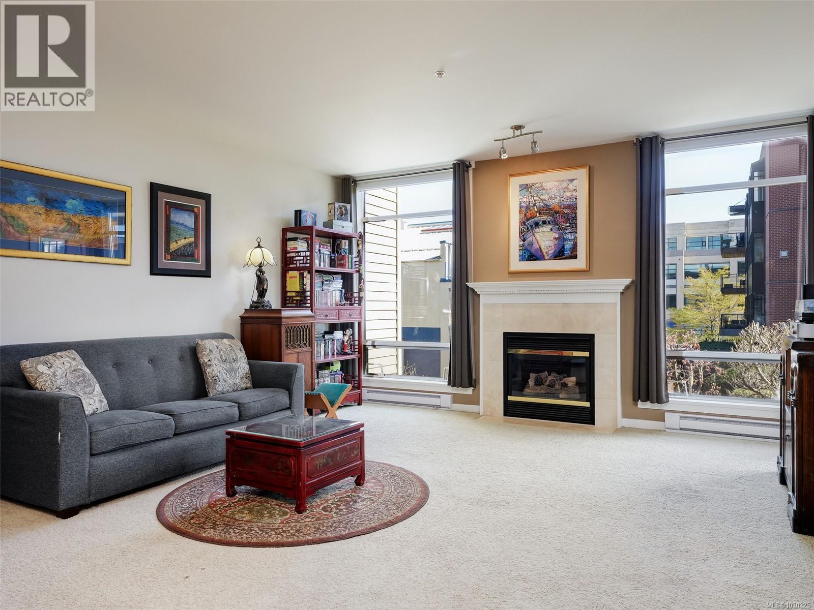 #206 330 WATERFRONT CRES - 5