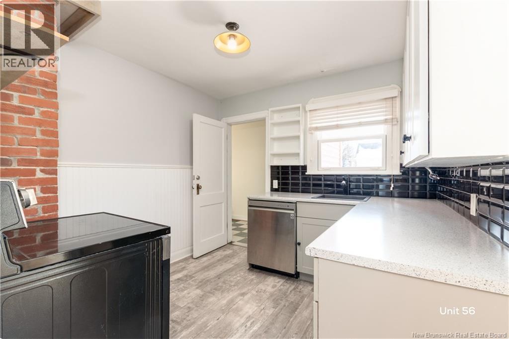 54-56 Kensington Drive - 33