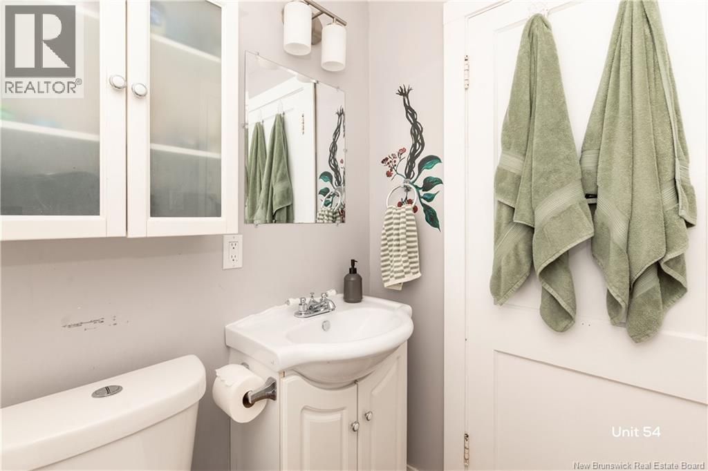 54-56 Kensington Drive - 15
