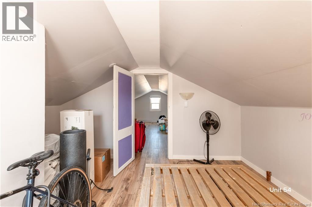 54-56 Kensington Drive - 25