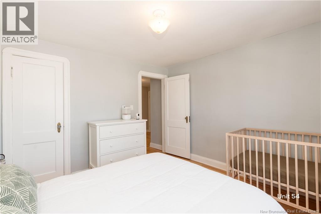 54-56 Kensington Drive - 9
