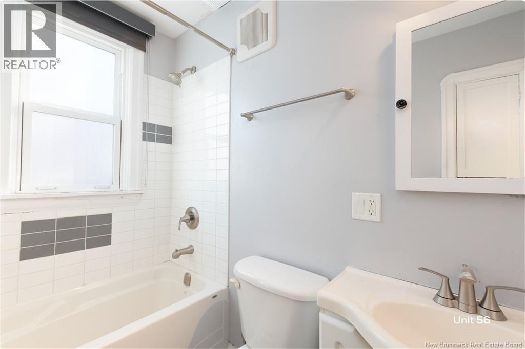 54-56 Kensington Drive - 38