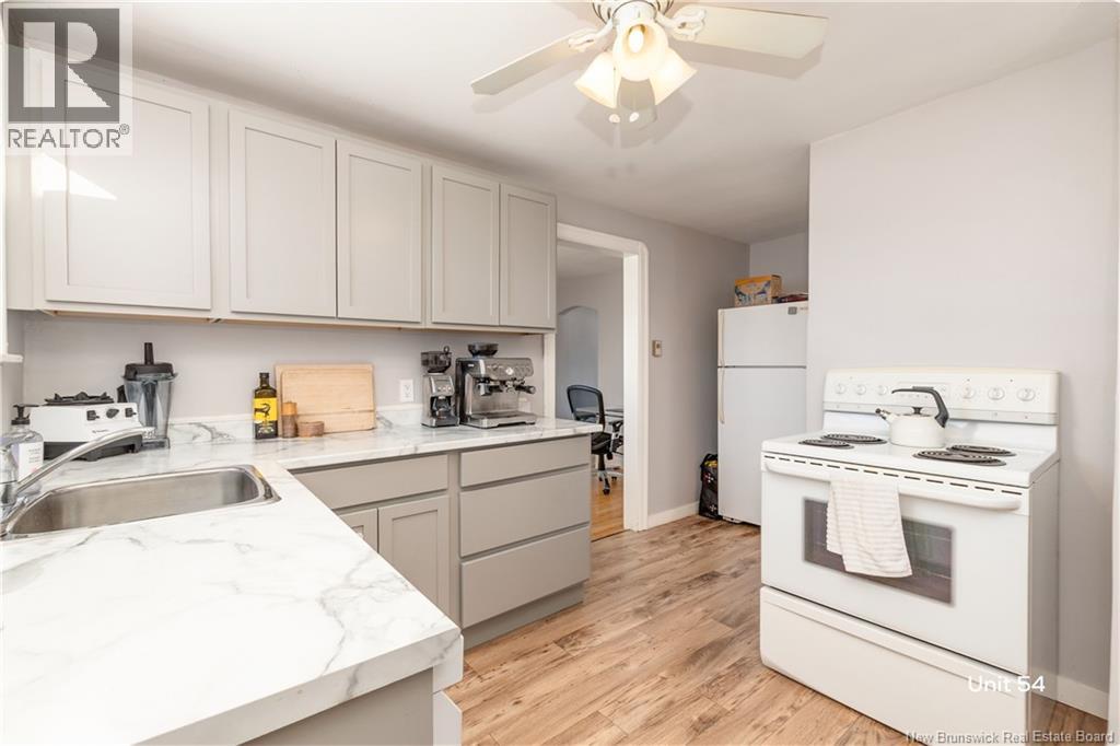54-56 Kensington Drive - 4