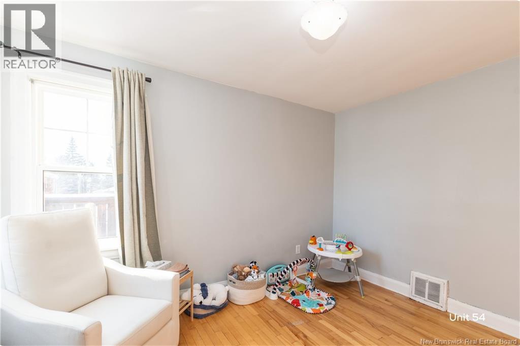 54-56 Kensington Drive - 11