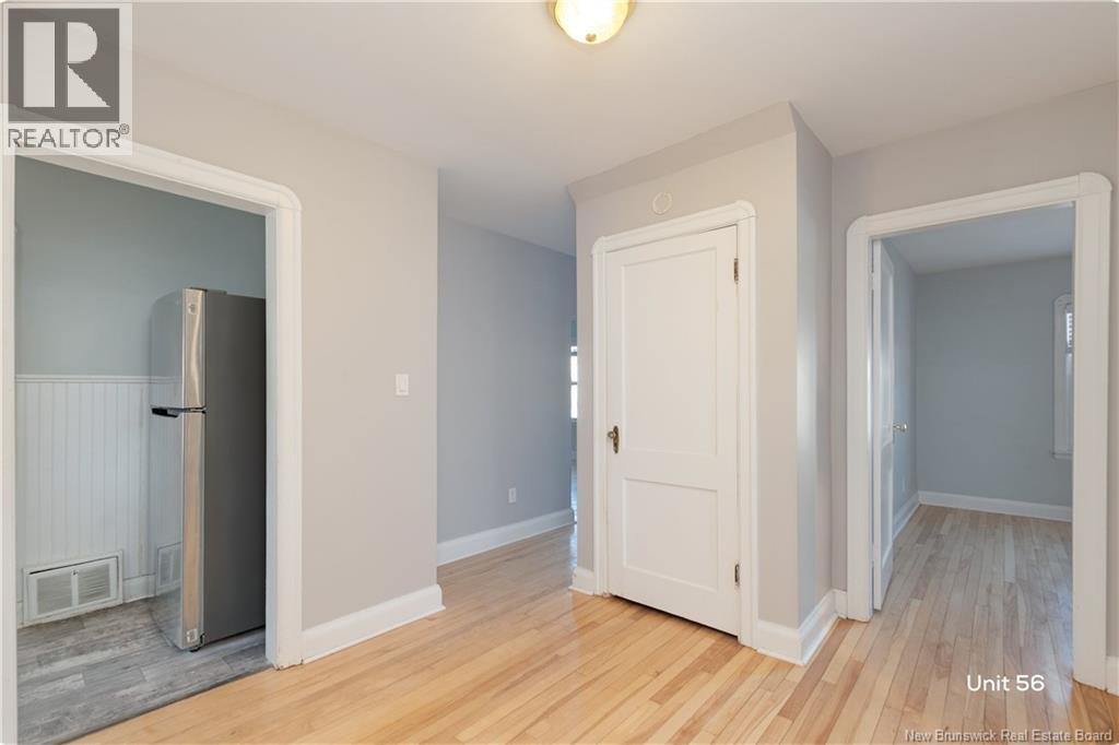 54-56 Kensington Drive - 36