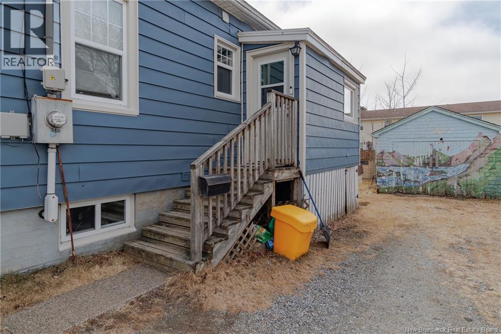 246 SIMMS COURT - 5