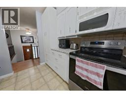 Kitchen - 1530 21 Highway, Creston, BC V0B1G2 Photo 15