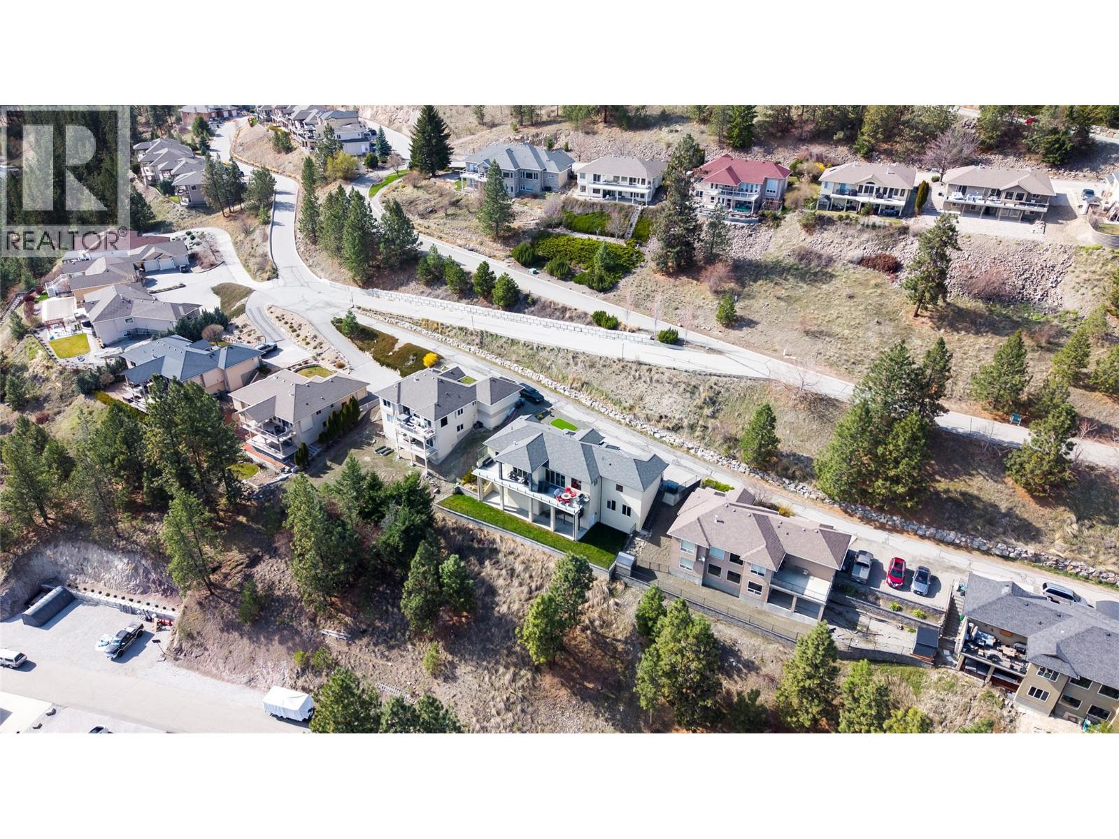 1086 Aurora Heights - 48