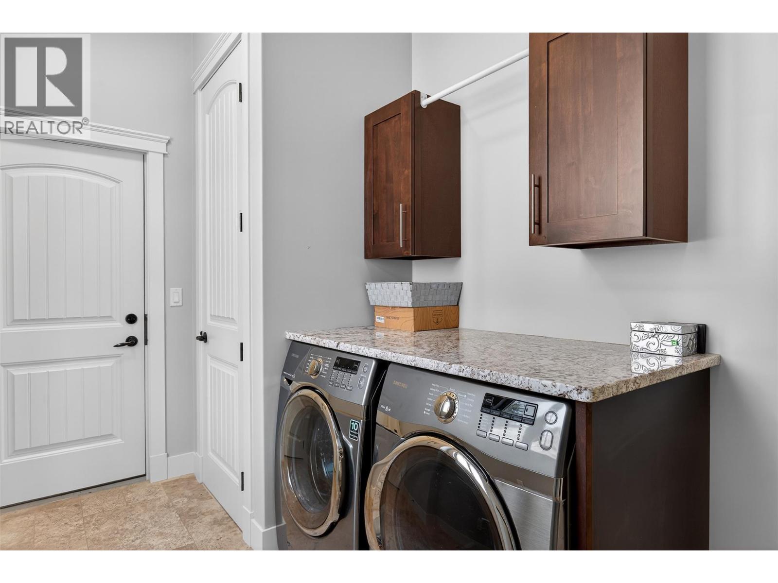  1086 Aurora Heights, West Kelowna