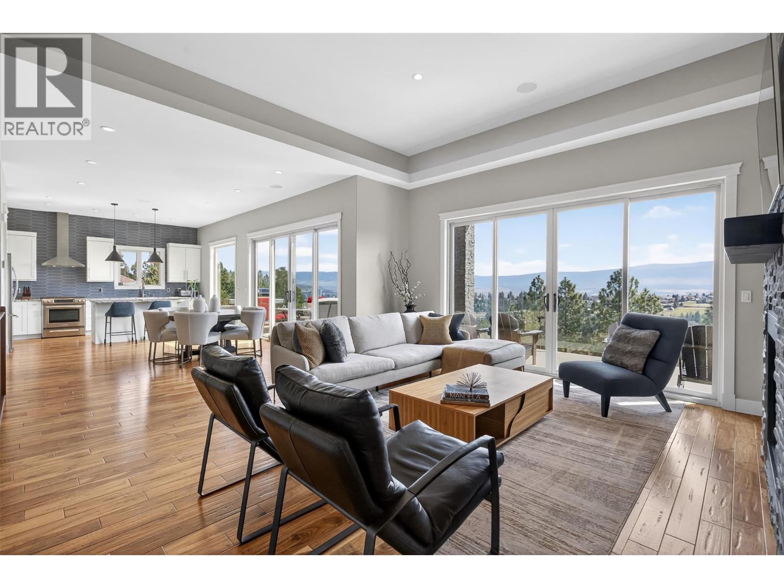  1086 Aurora Heights, West Kelowna