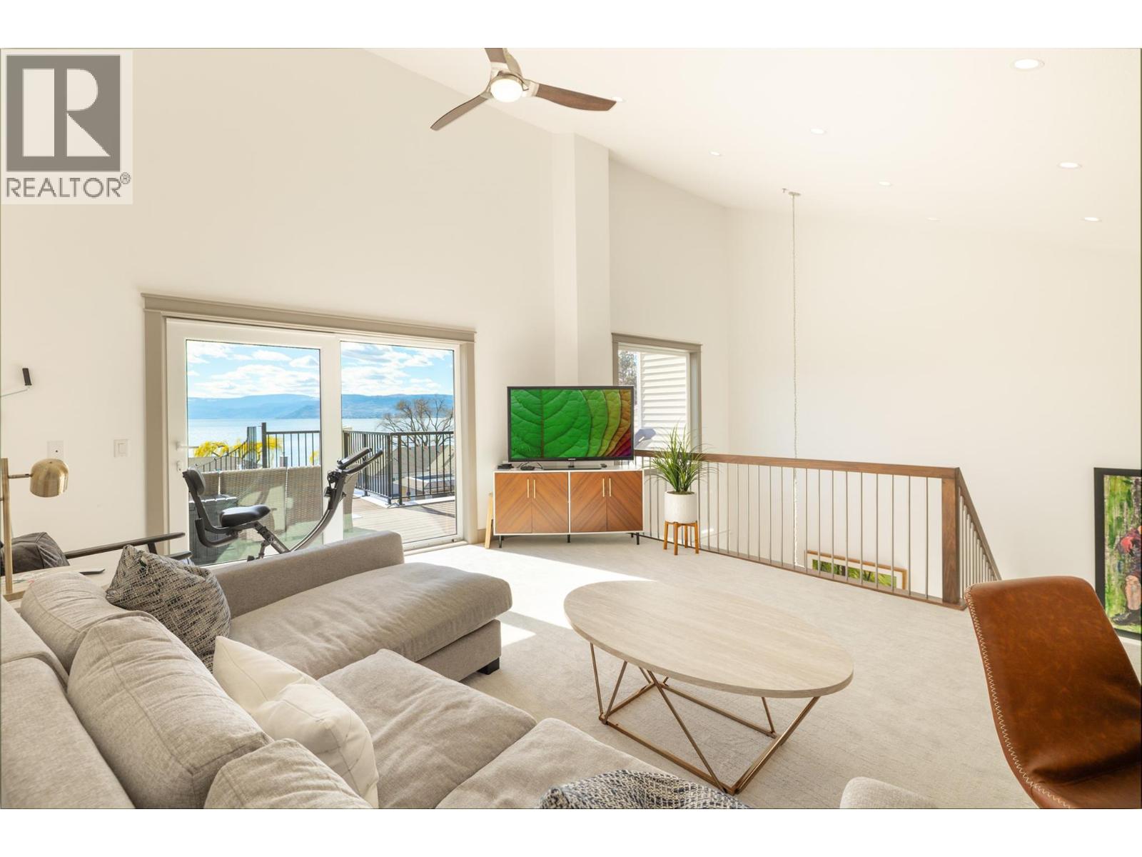 305 4004 Bluebird Road, Kelowna