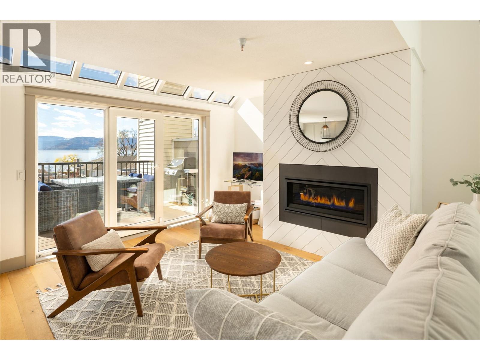 305 4004 Bluebird Road, Kelowna