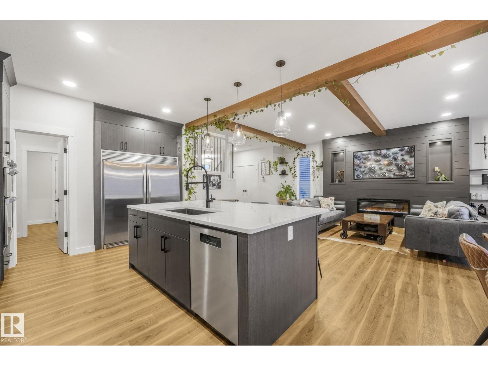 707 KINGLET BV NW, Edmonton