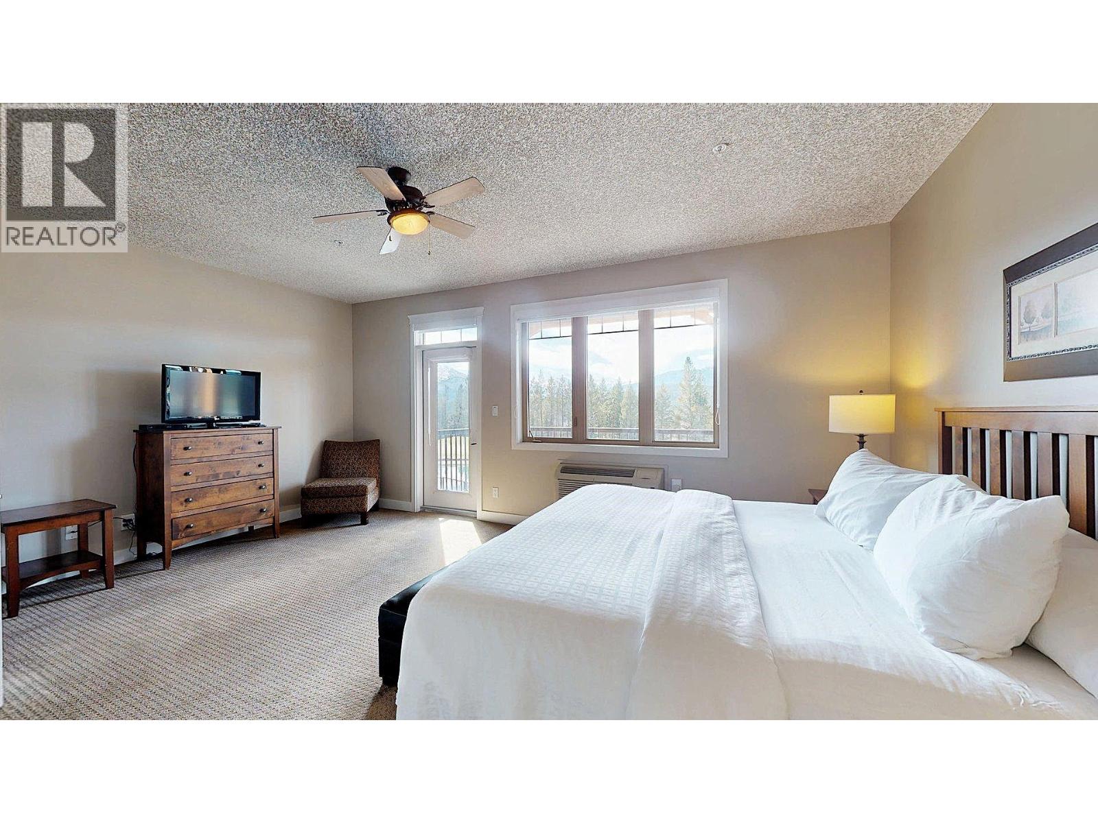 #413 B 400 BIGHORN BOULEVARD - 44