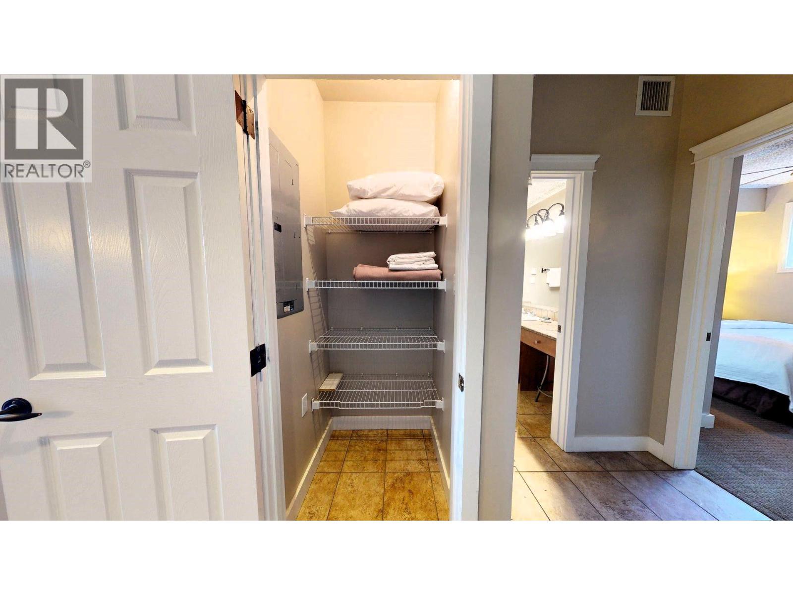 #413 B 400 BIGHORN BOULEVARD - 35