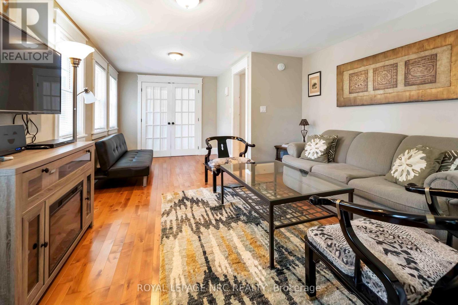 3242 RISELAY AVENUE - 10