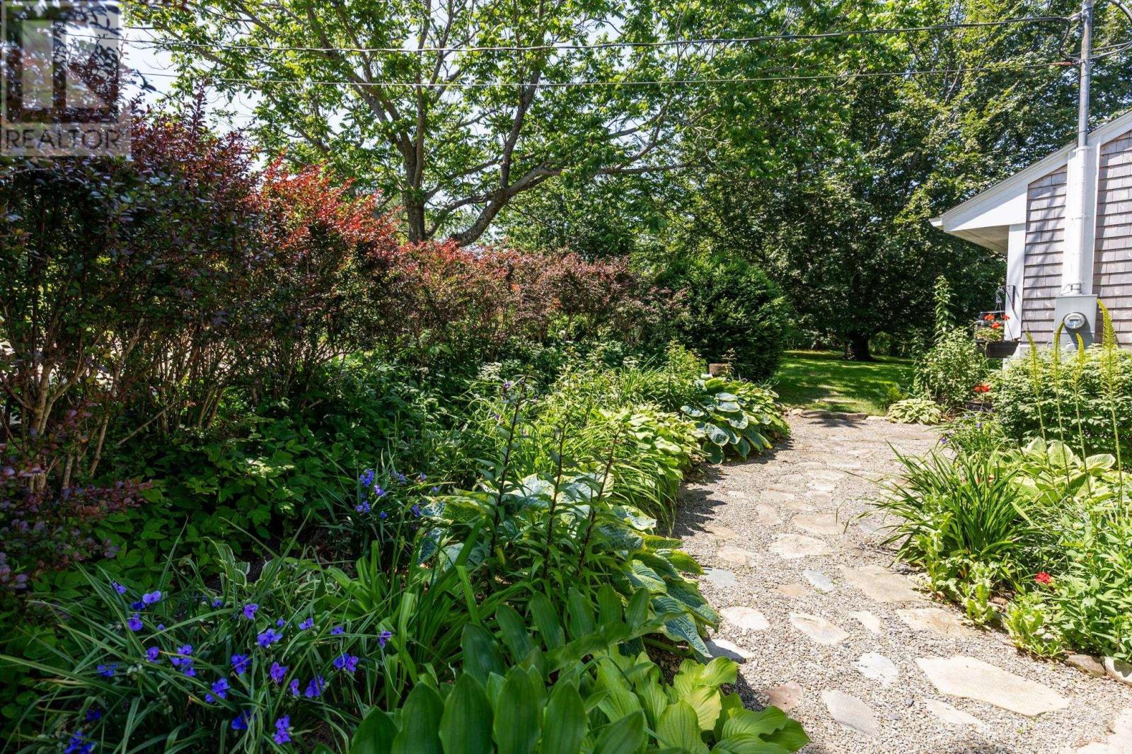 Property 29 of 41 of 61 Horatio Wood Road