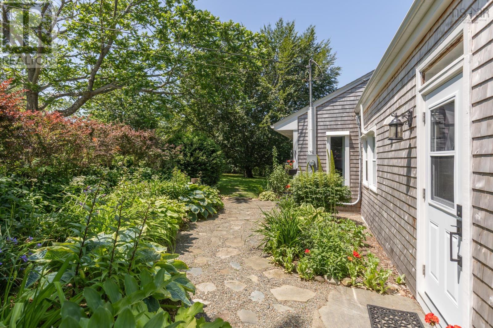 Property 30 of 41 of 61 Horatio Wood Road