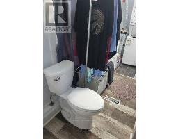 11 Low Street, Prince Edward County, ON K0K2T0 Photo 25
