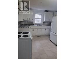 Bathroom - 11 Low Street, Prince Edward County, ON K0K2T0 Photo 9