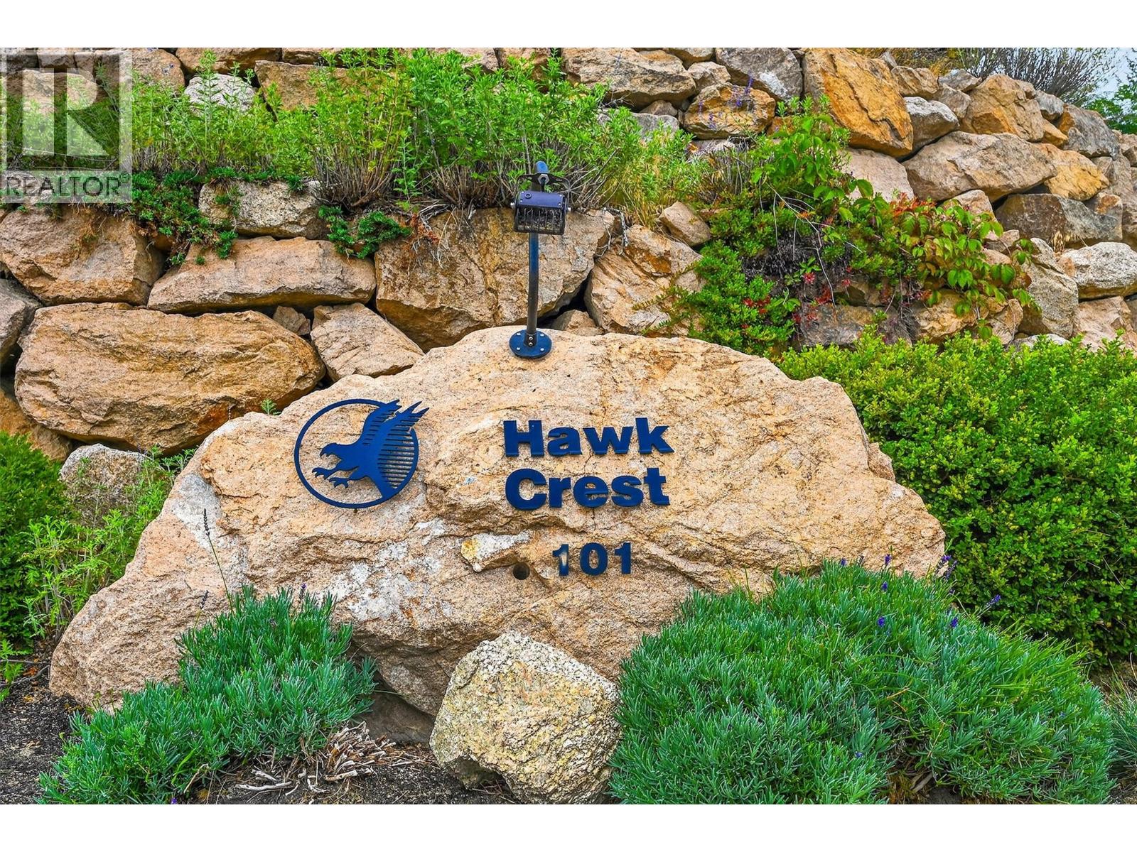 4 101 Falcon Point Way, Vernon