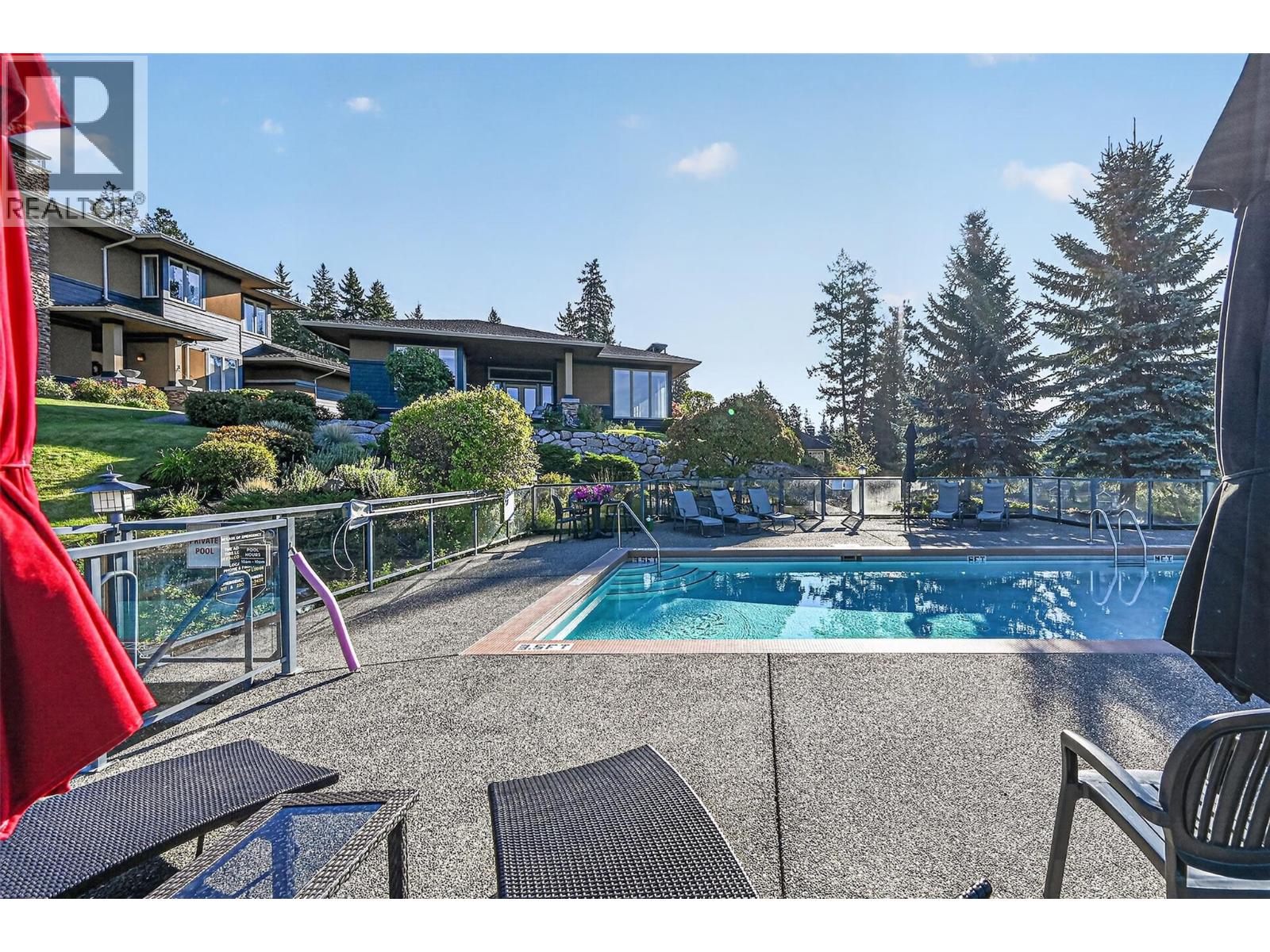 4 101 Falcon Point Way, Vernon