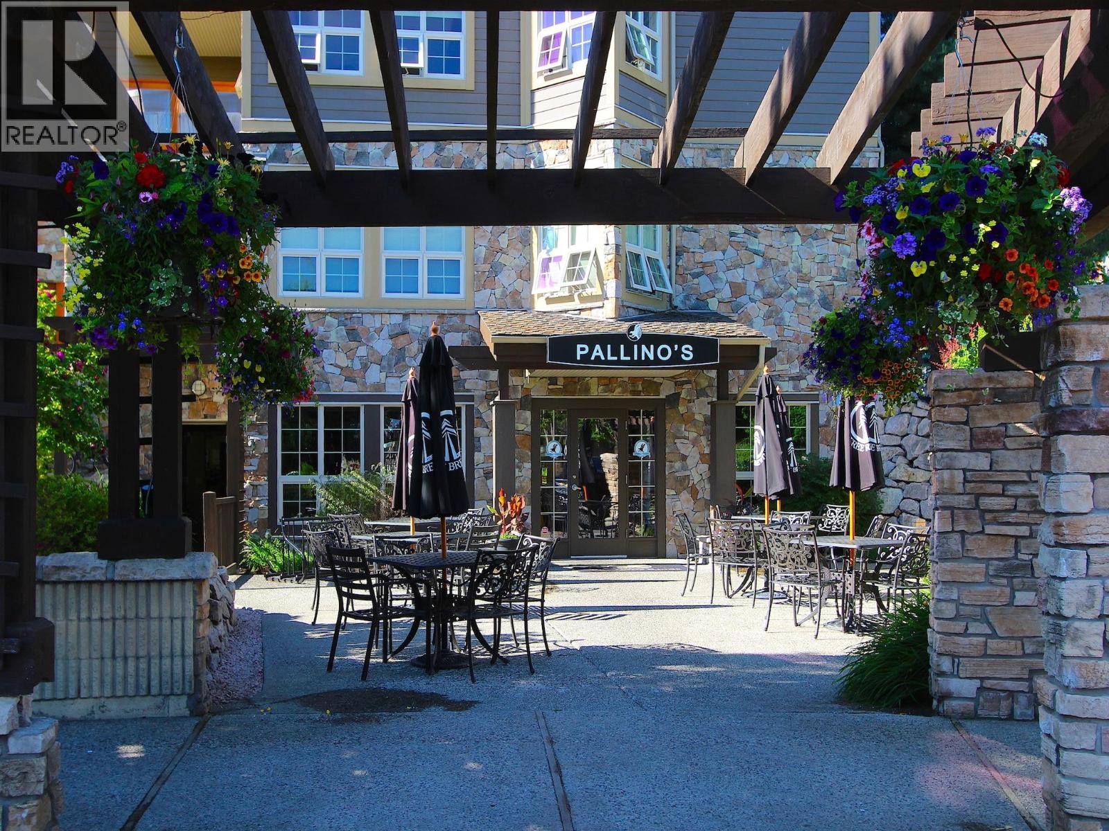 4 101 Falcon Point Way, Vernon