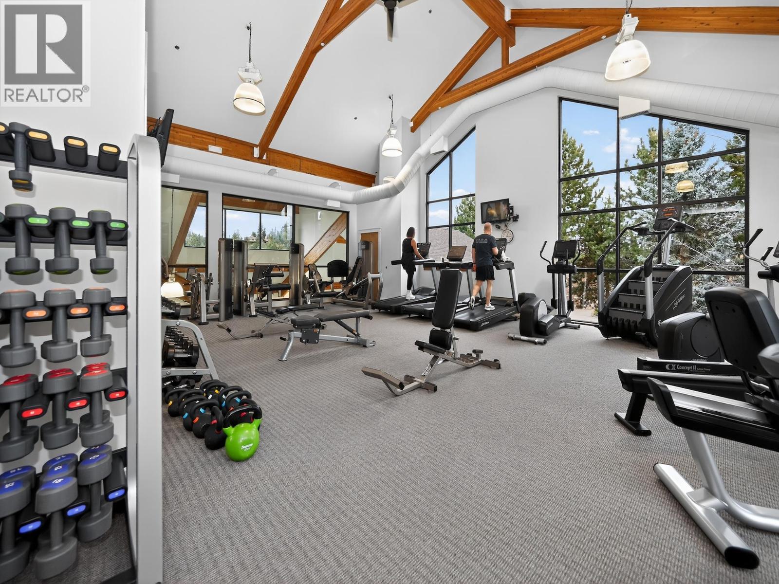 4 101 Falcon Point Way, Vernon