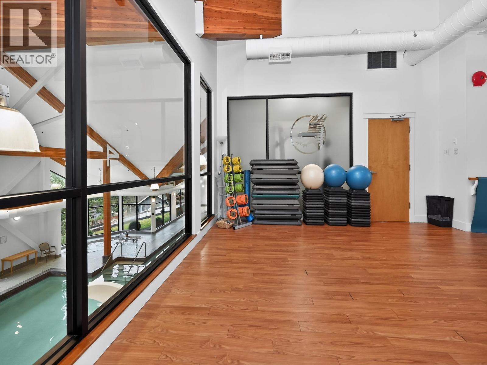 4 101 Falcon Point Way, Vernon