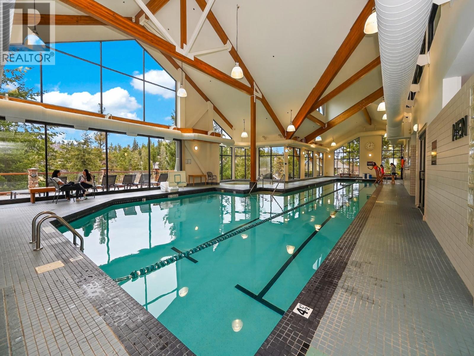 4 101 Falcon Point Way, Vernon