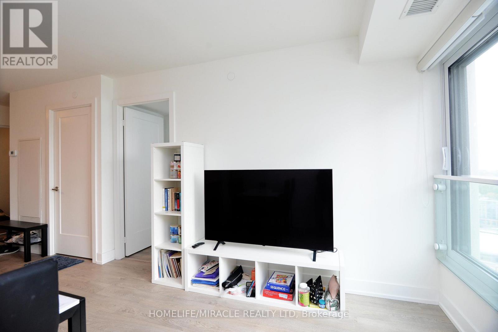 #1732 5 MABELLE AVENUE - 20
