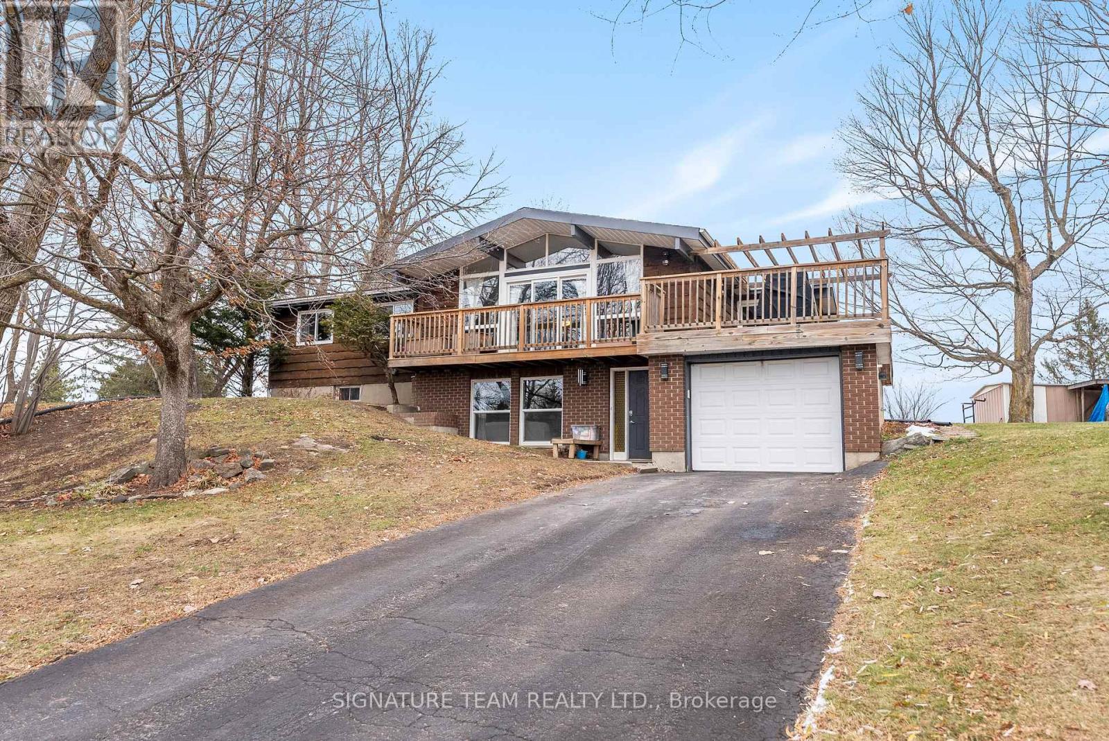 32 HYDRO BAY ROAD - 1