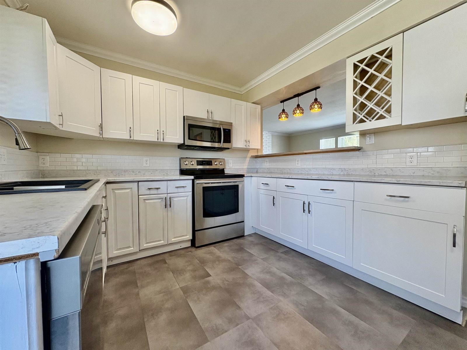 10345 BEVERLEY DRIVE, Fairfield Island — photo 7