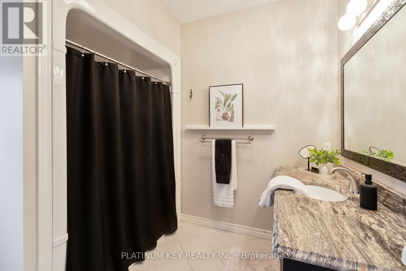 56 CASSIE CRESCENT - 19