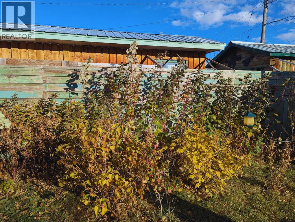 
          119 47 Avenue West
            <br/>
            <span>Claresholm</span>
            , 
            <span>AB</span>
             <span>T0L0T0</span>
         - Photo 24