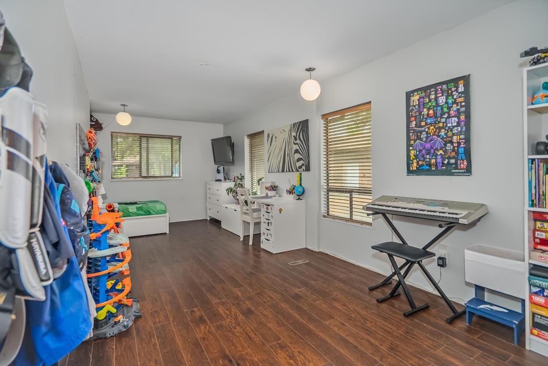 26559 58 AVENUE, Langley