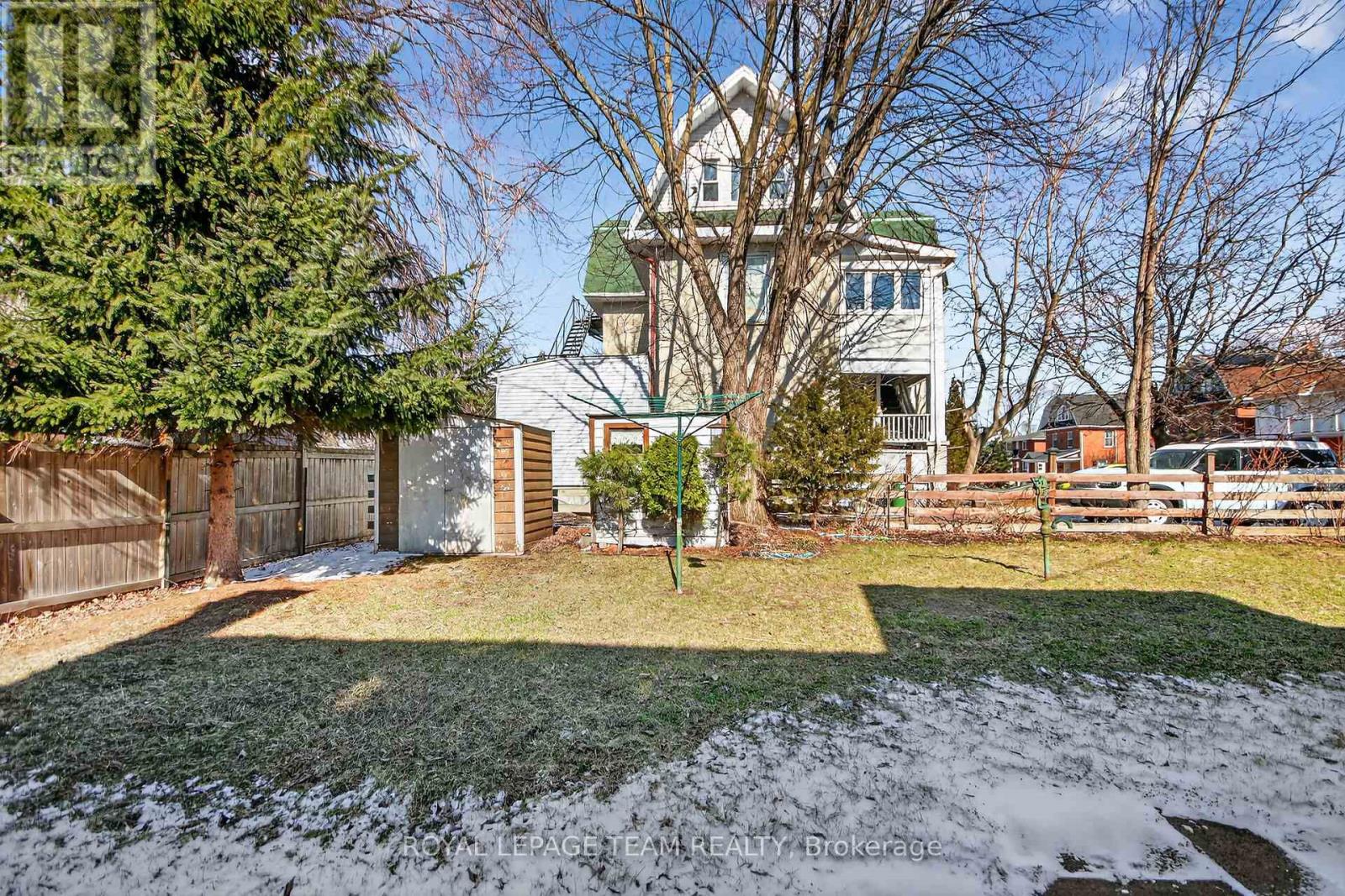 591 CHURCHILL AVENUE N - 10