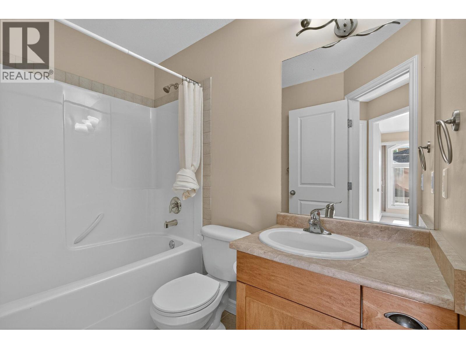 122 456 McPhee Street, Kelowna