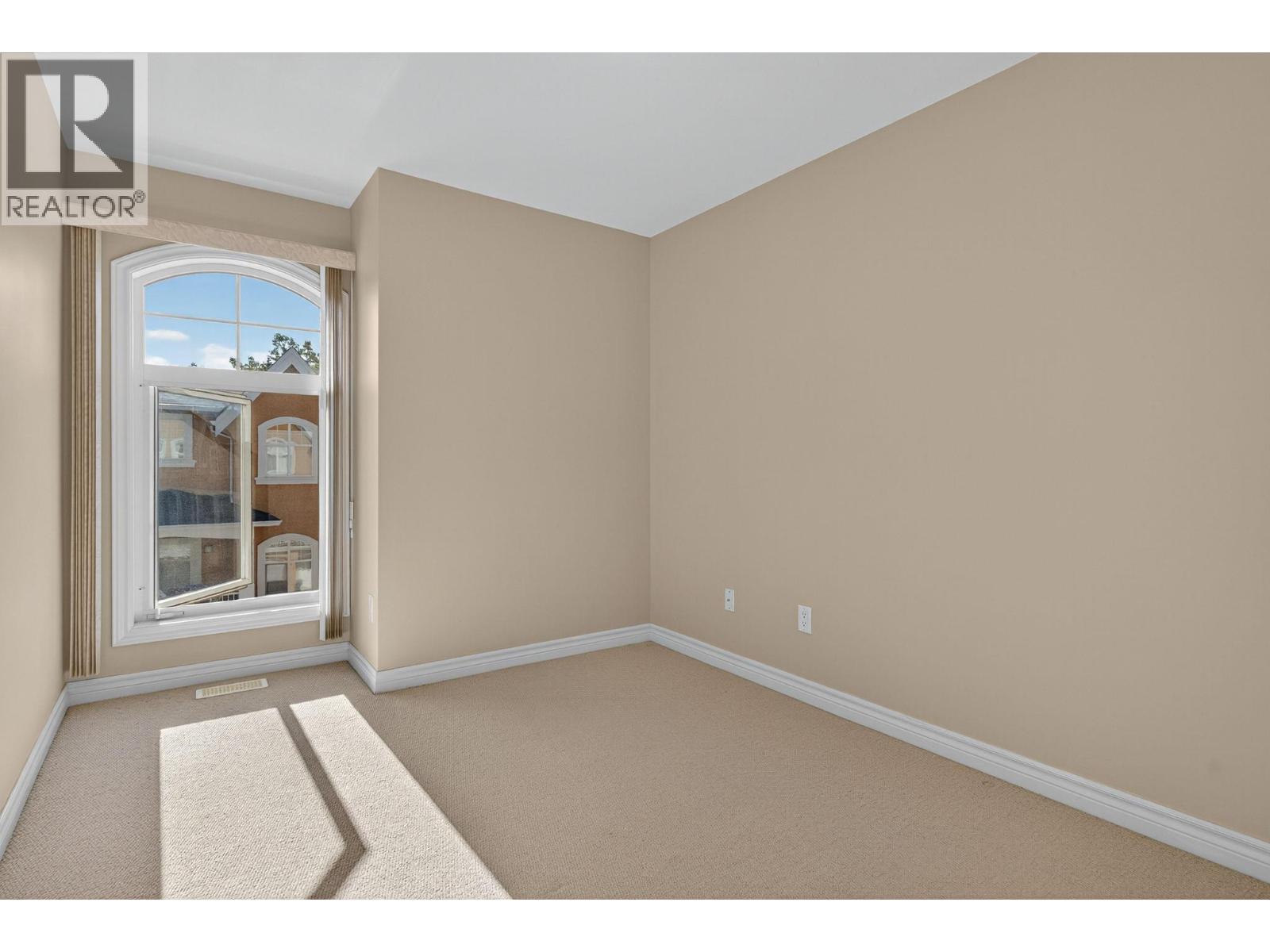 122 456 McPhee Street, Kelowna