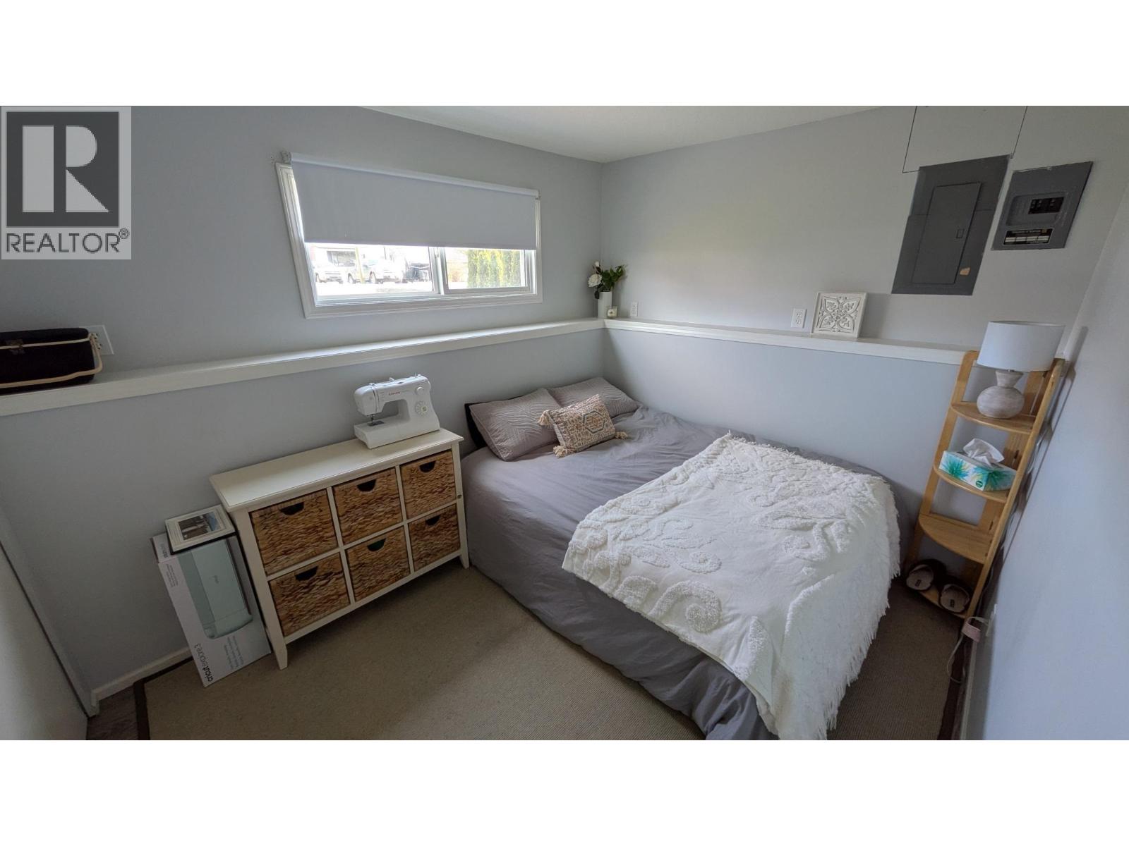 4017 BENNER STREET - 23