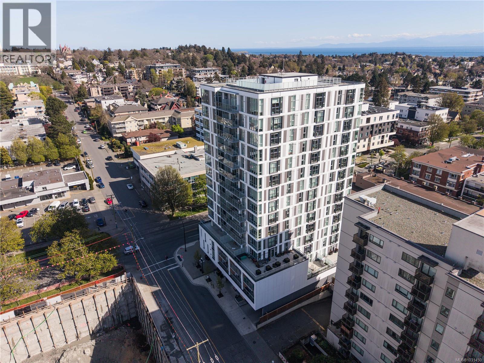 #806 1097 VIEW ST - 22