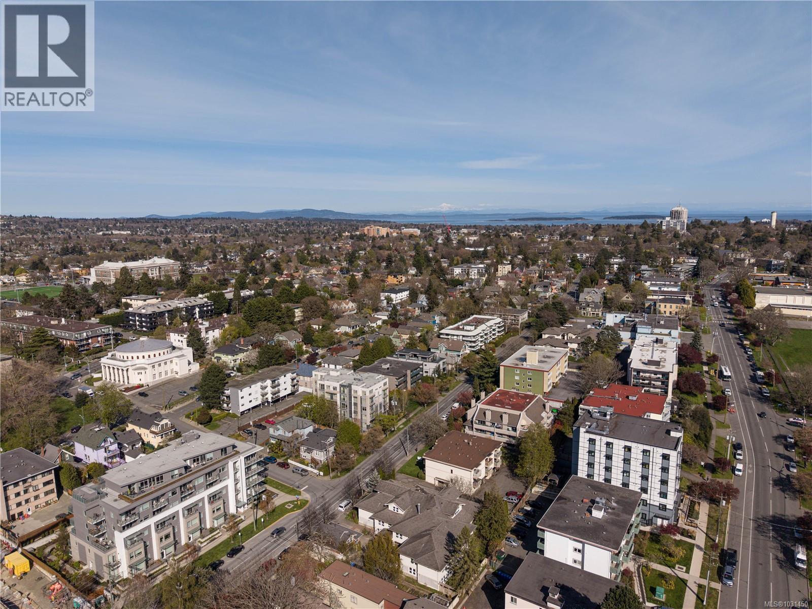 #806 1097 View St - 25