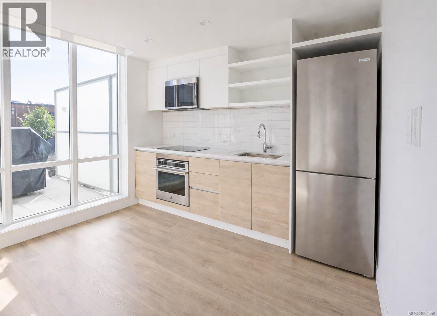 #806 1097 VIEW ST - 30