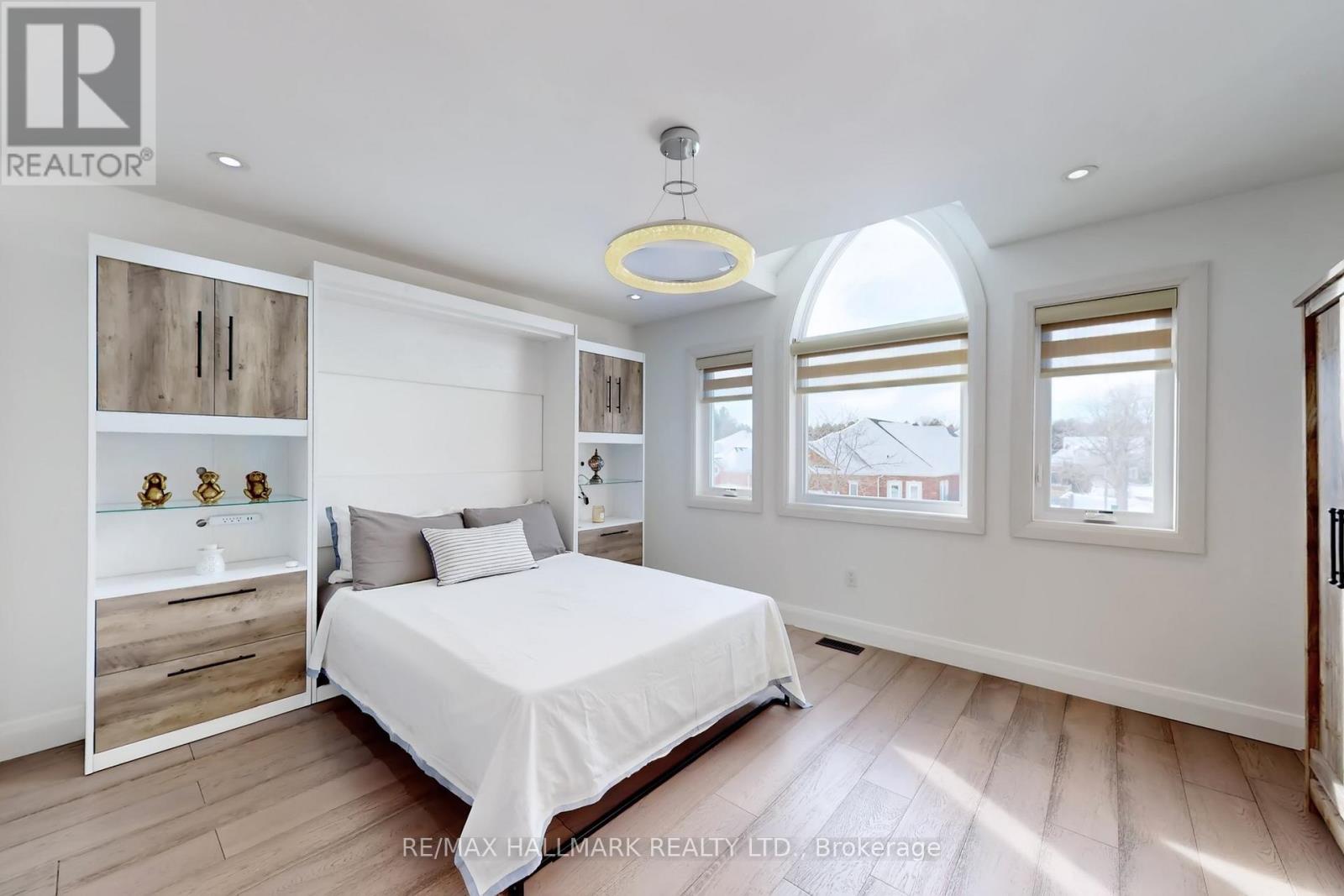 49 SONLEY DRIVE - 30